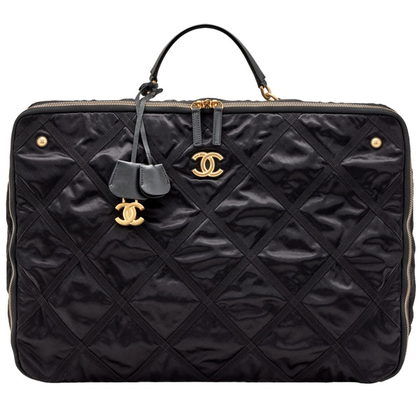 NEW Chanel Black Nylon Large Travel Bag Gold-Tone Hardware Tote Duffle Bag 2022